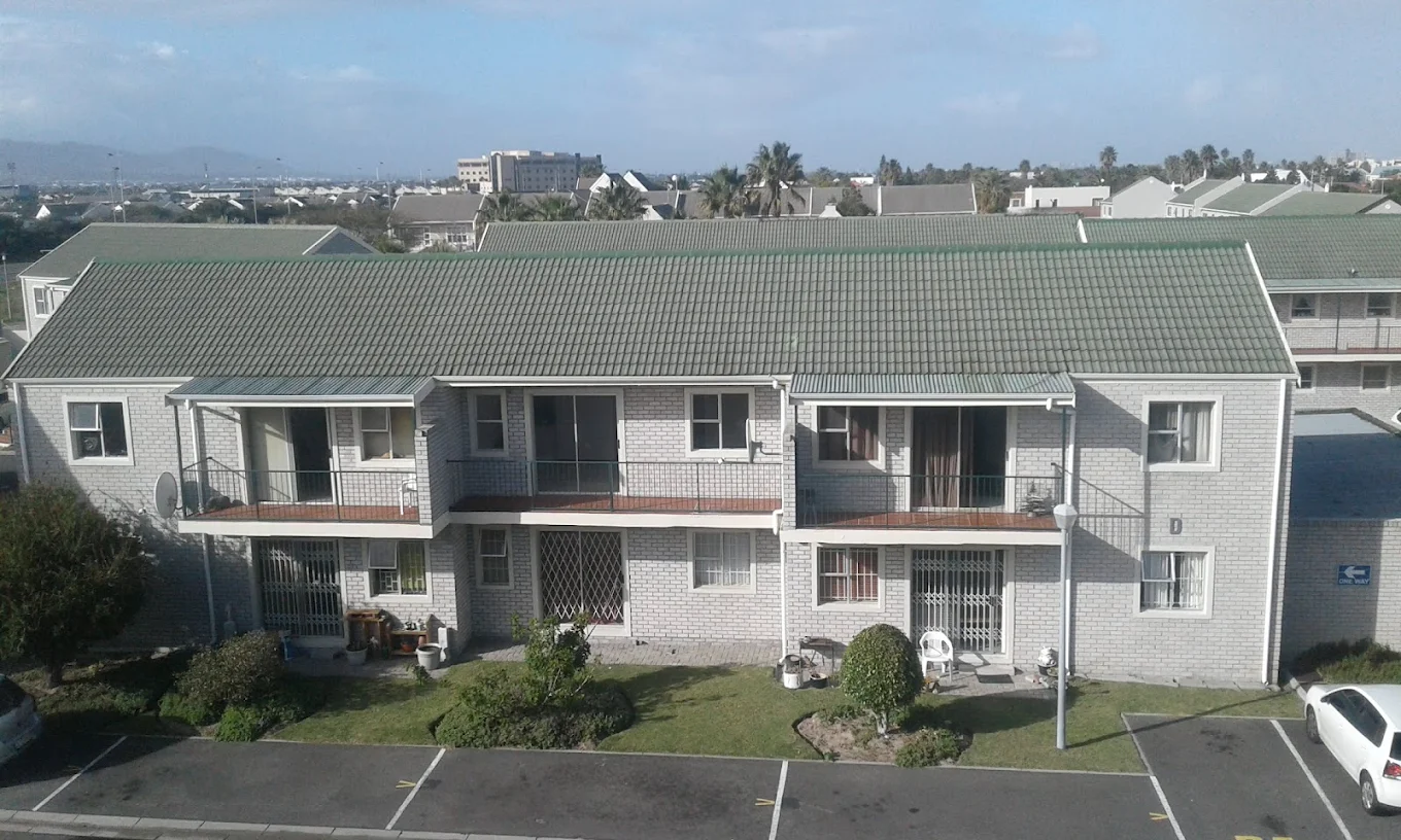 Mountain View Village – exterior